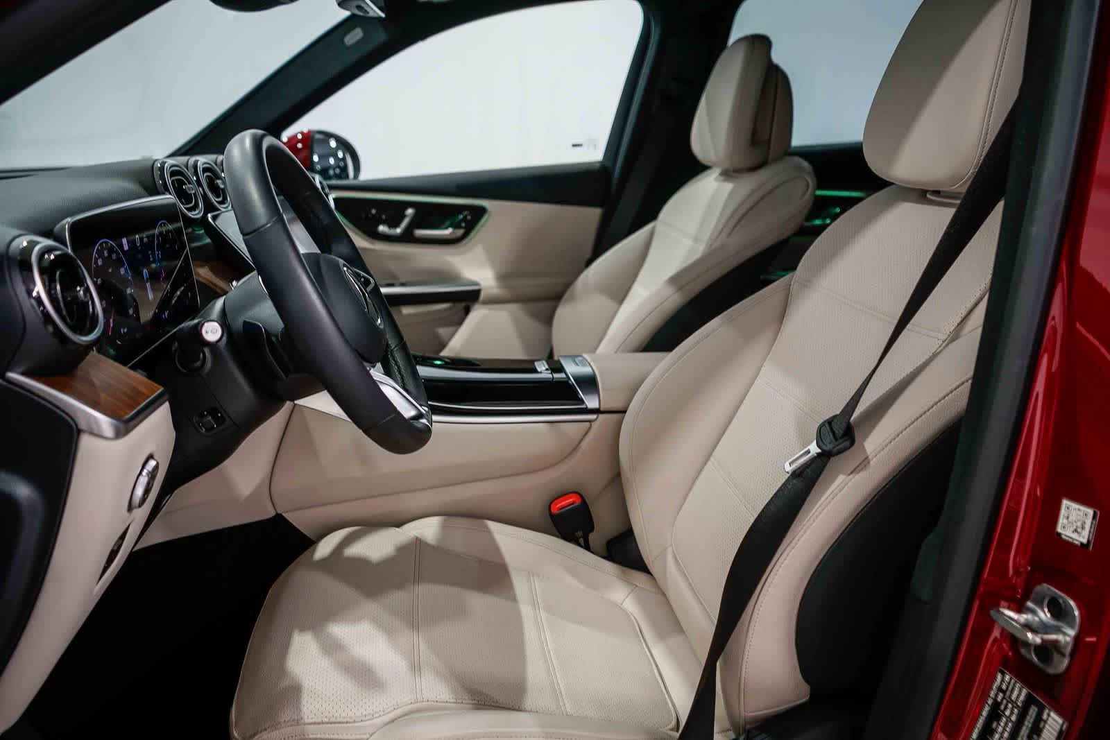 Thumbnail: 2026 Mercedes-Benz GLC - 17