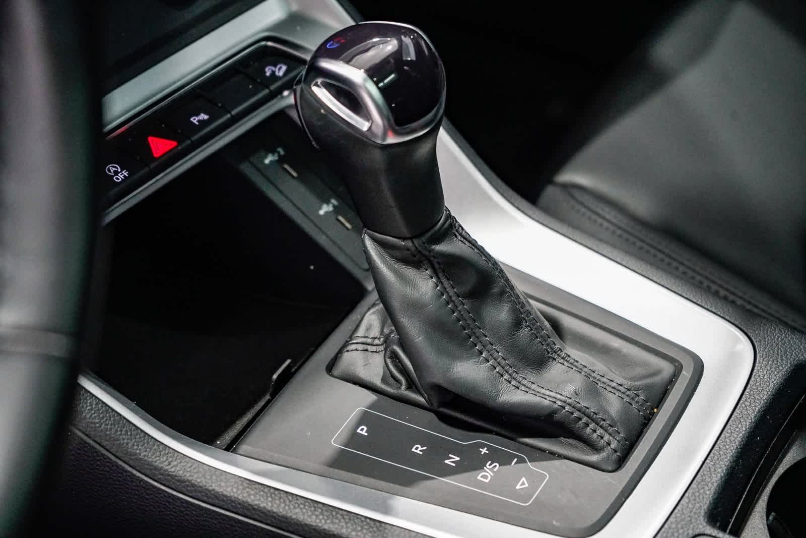 2022 Audi Q3 Premium 21