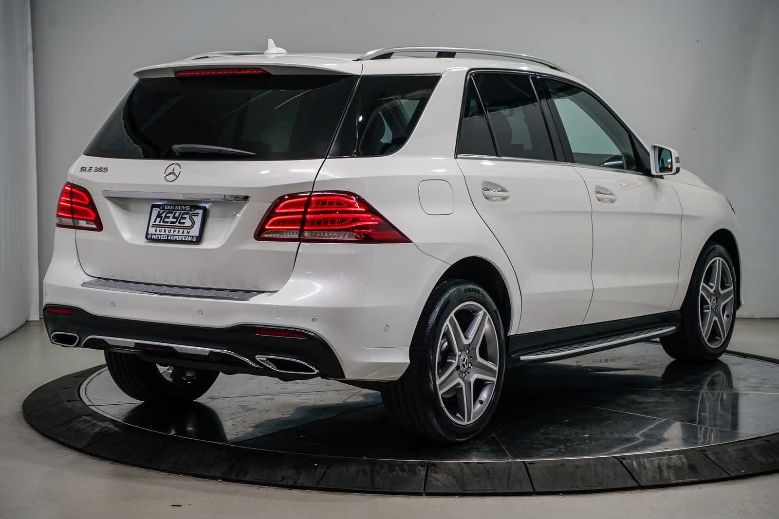 Thumbnail: 2017 Mercedes-Benz GLE - 4