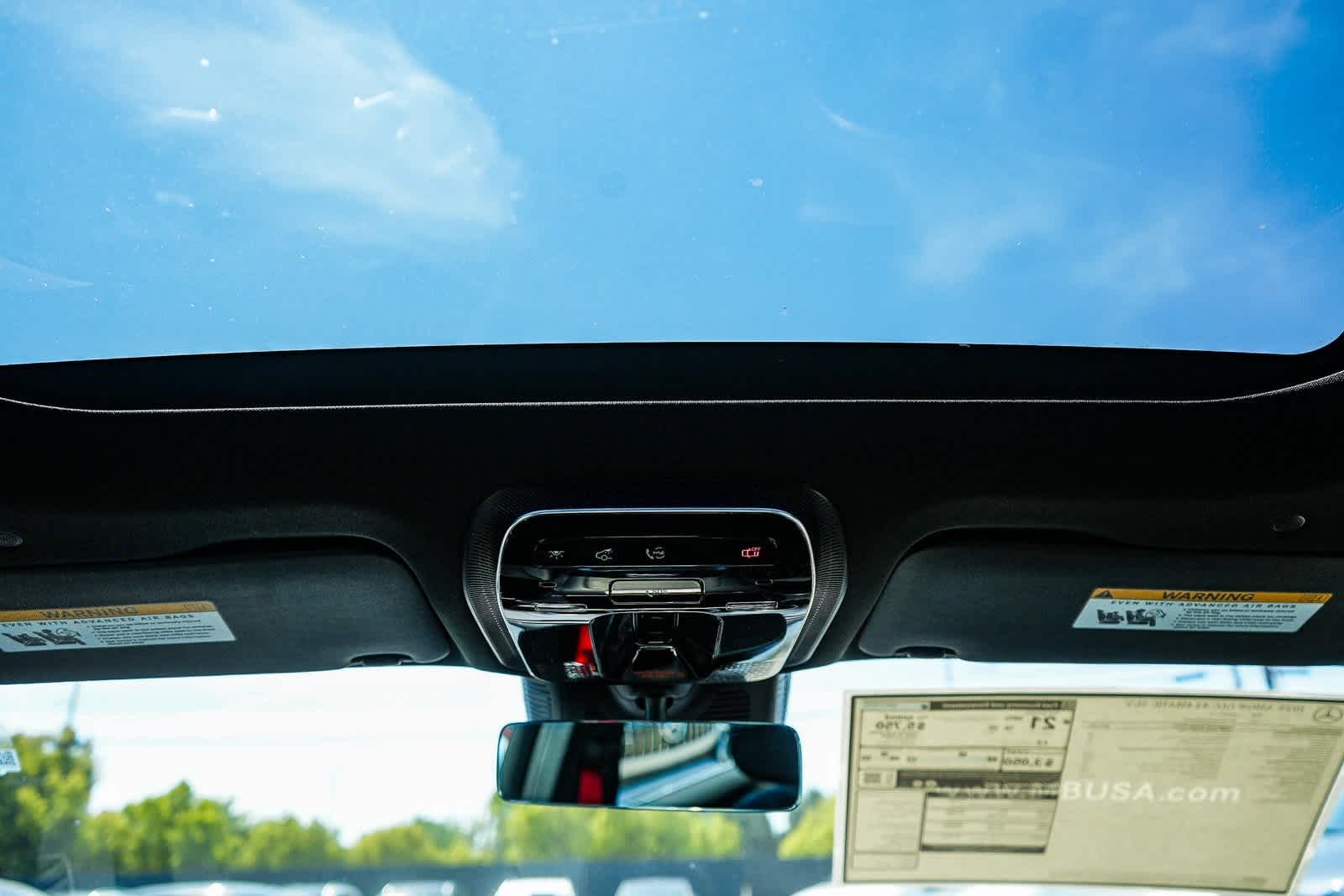 Thumbnail: 2025 Mercedes-Benz GLC - 22