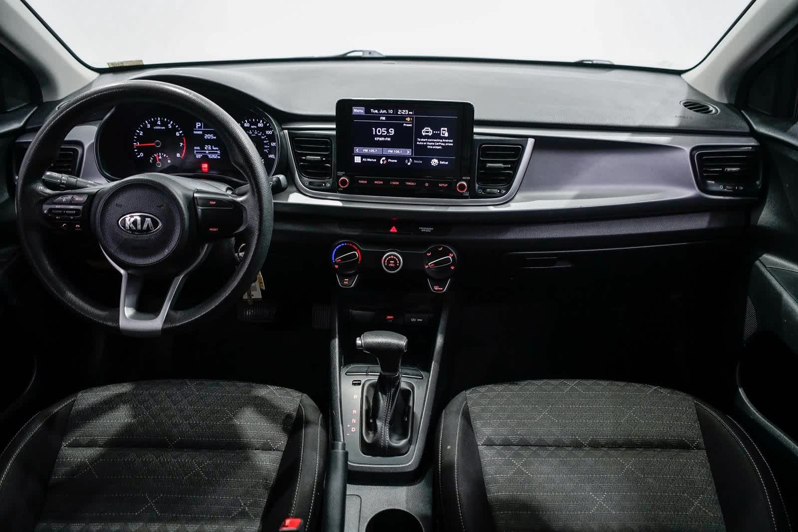 Thumbnail: 2021 Kia Rio - 11