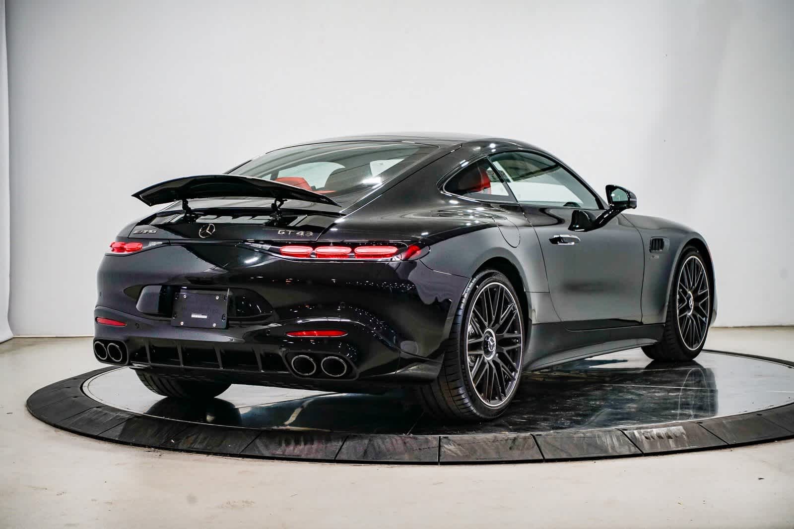Thumbnail: 2025 Mercedes-Benz AMG GT - 4