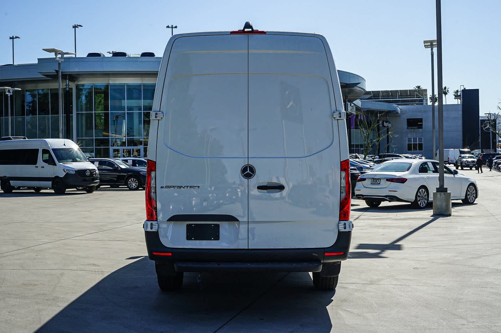 Thumbnail: 2024 Mercedes-Benz eSprinter - 3