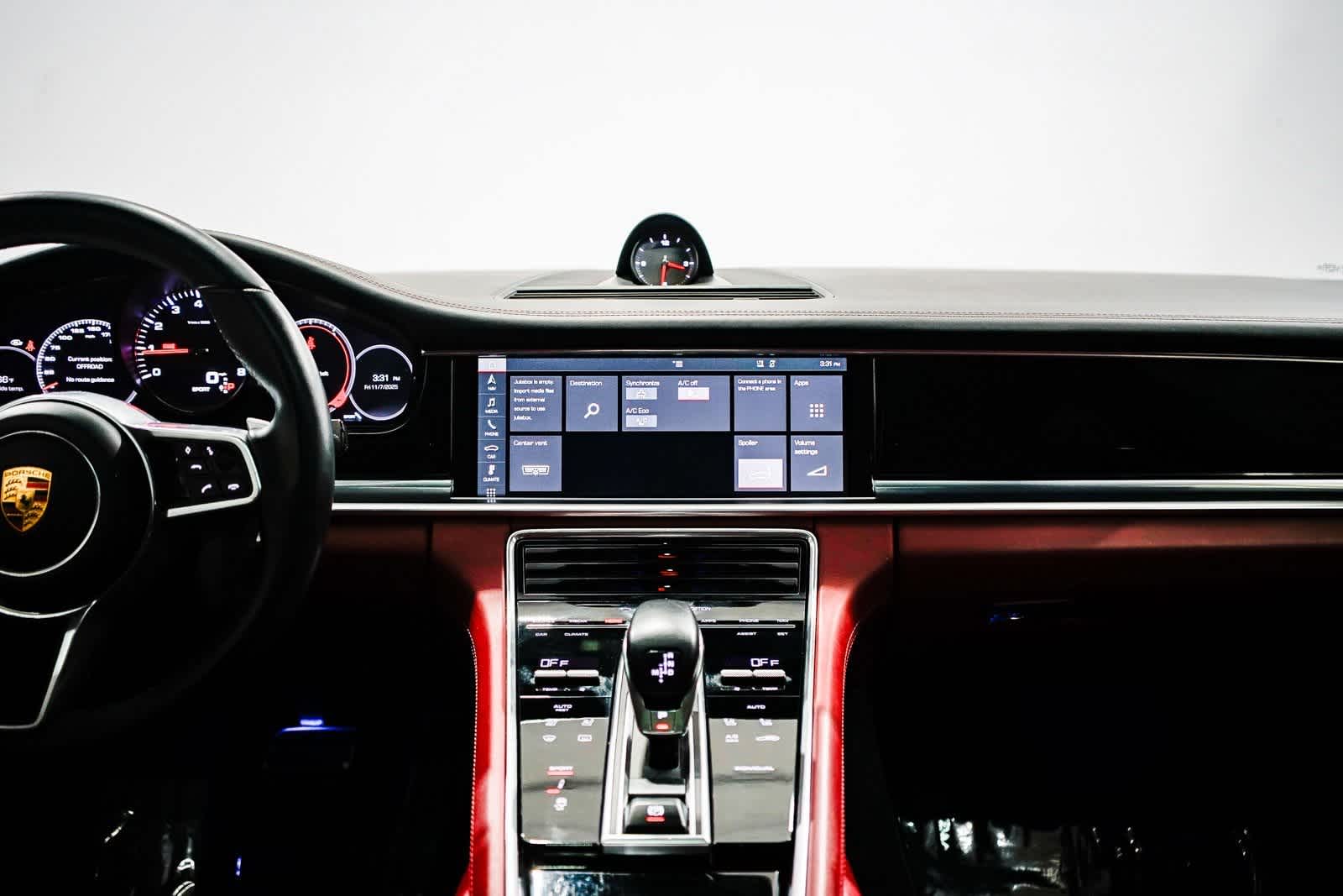 Thumbnail: 2018 Porsche Panamera - 13