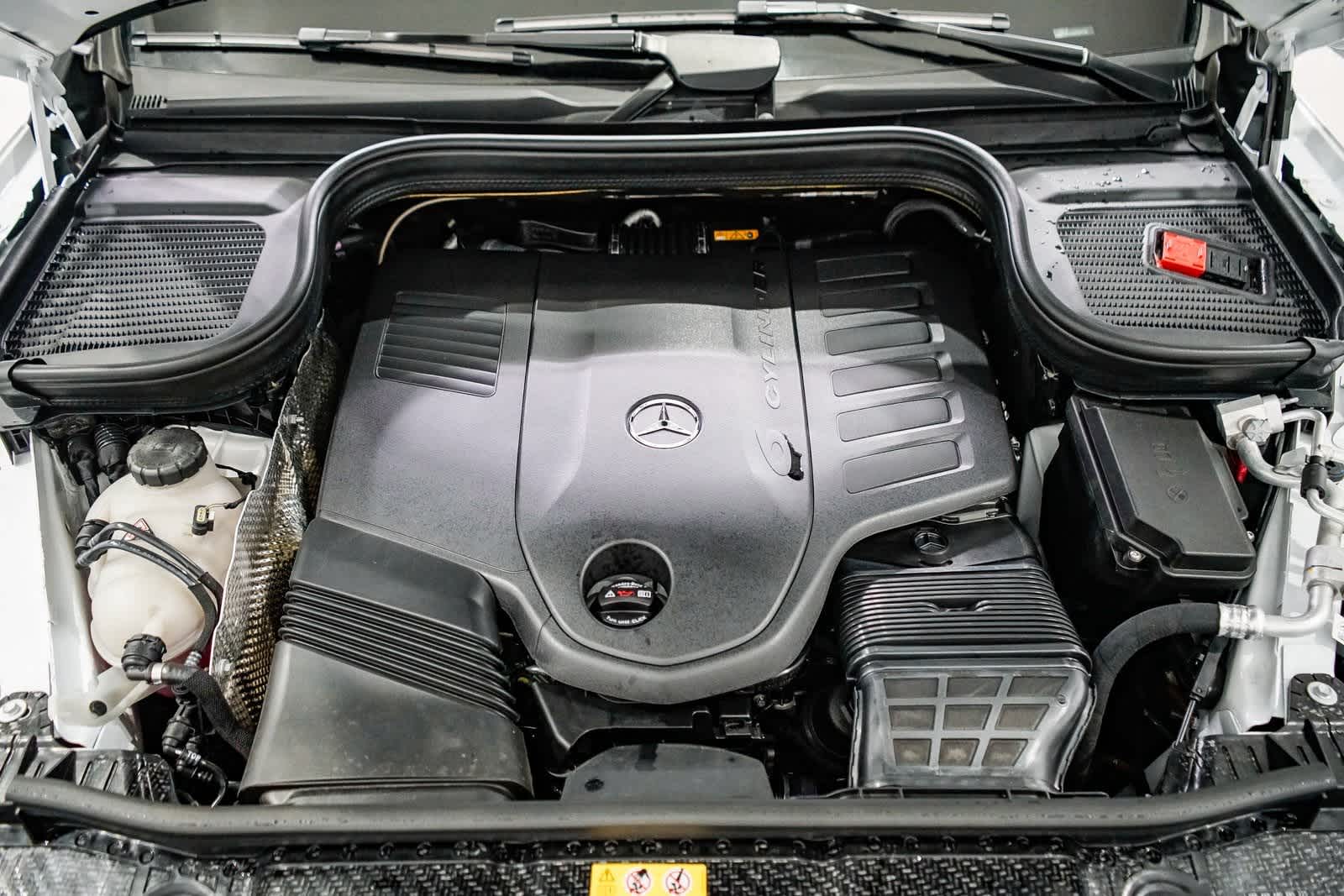 Thumbnail: 2025 Mercedes-Benz GLS - 29