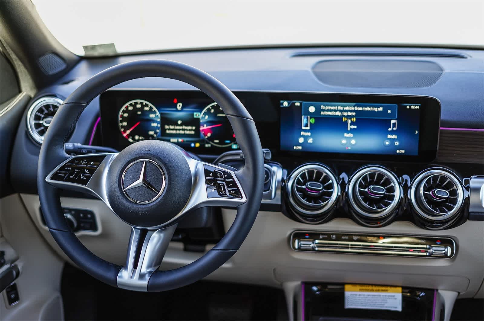 Thumbnail: 2026 Mercedes-Benz GLB - 14