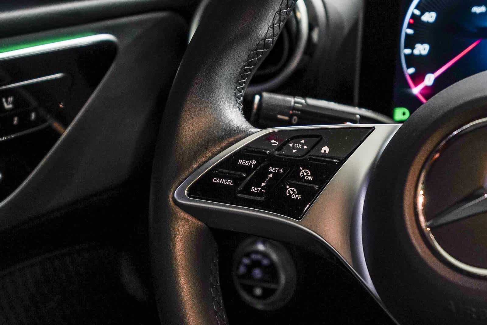 Thumbnail: 2022 Mercedes-Benz C-Class - 16