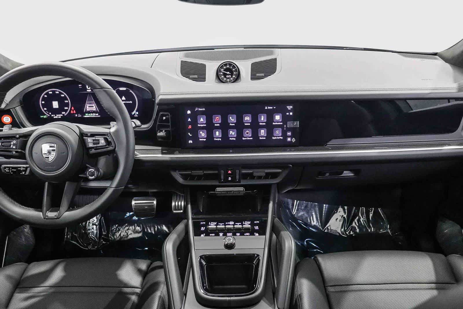 Thumbnail: 2025 Porsche Cayenne - 11