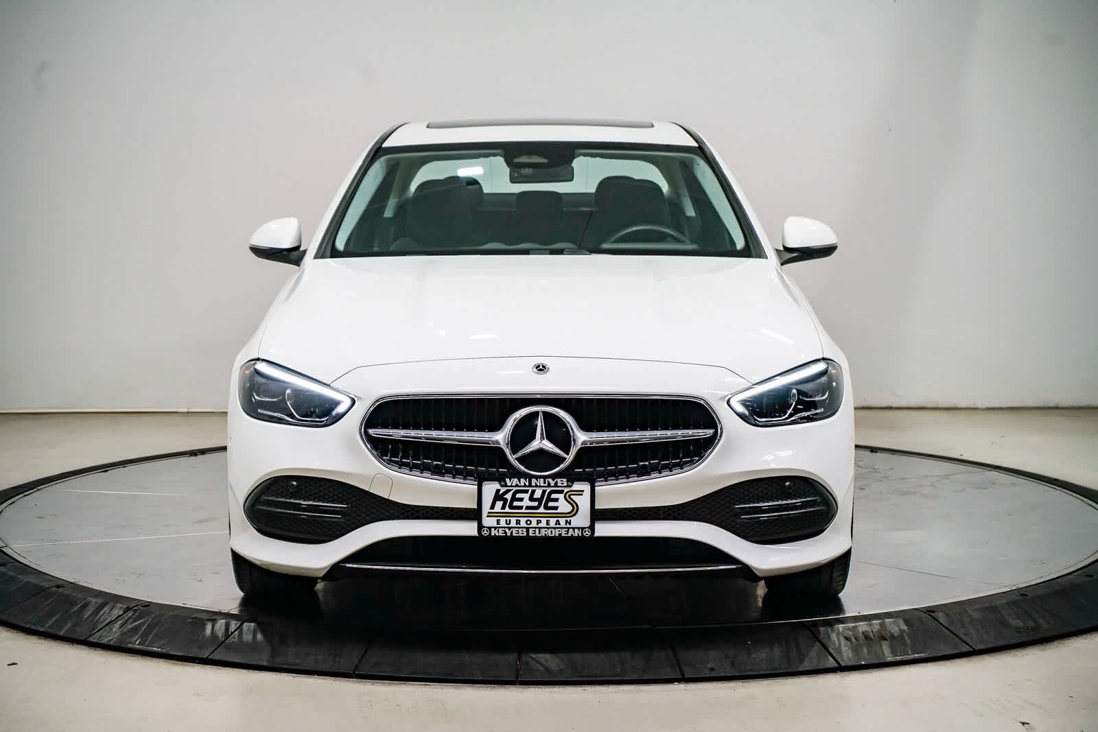 Thumbnail: 2025 Mercedes-Benz C-Class - 6