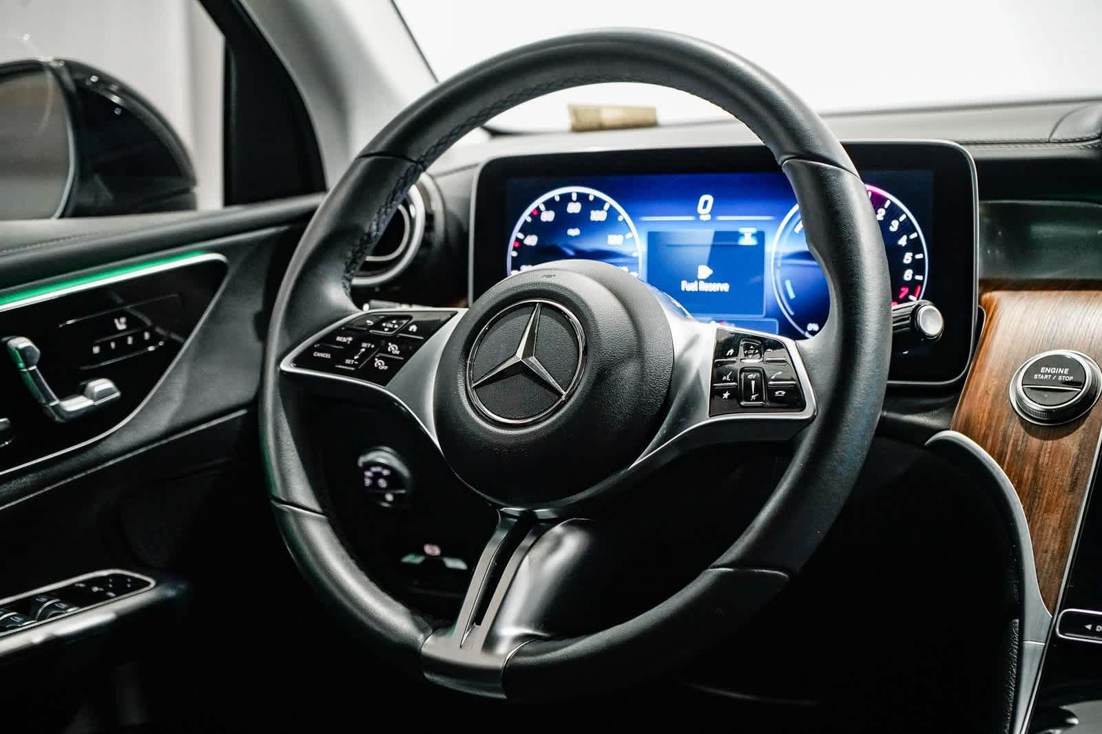 Thumbnail: 2025 Mercedes-Benz GLC - 14