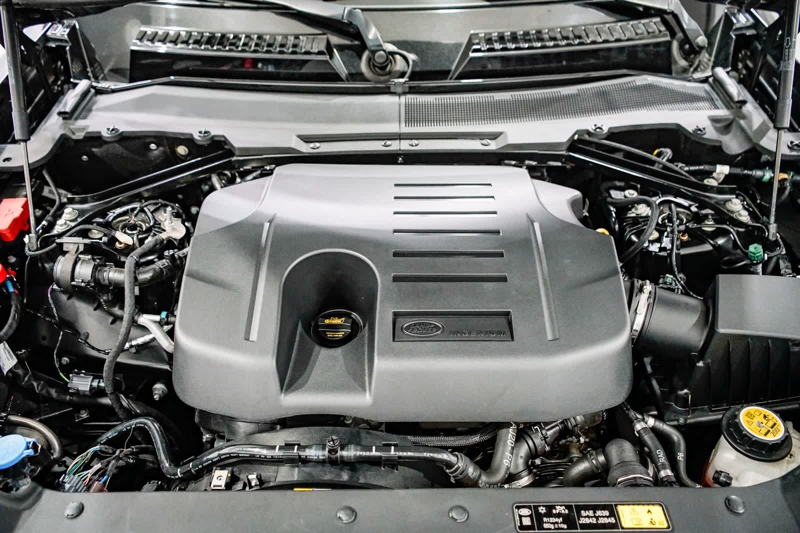 Thumbnail: 2022 Land Rover Defender - 33