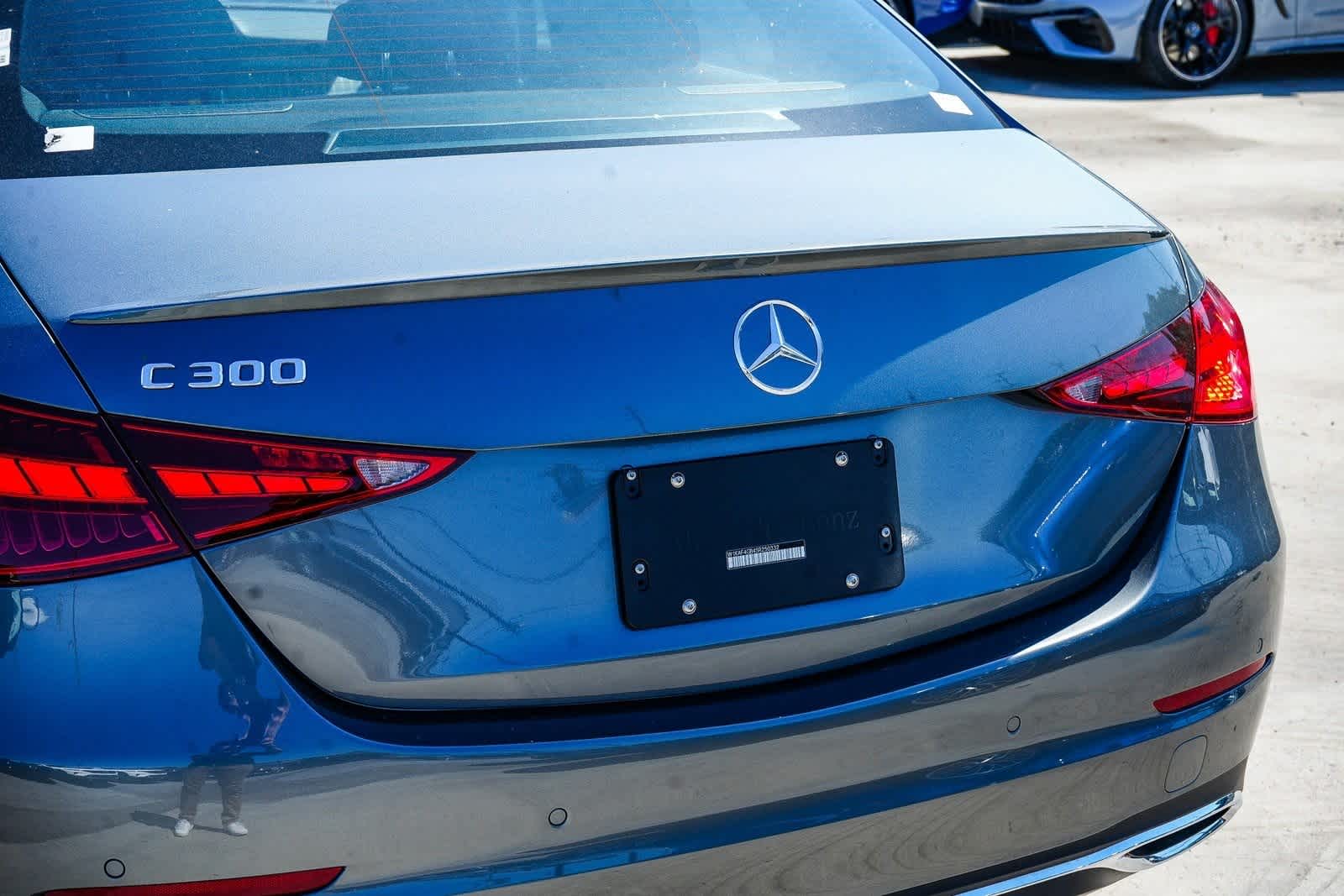 Thumbnail: 2025 Mercedes-Benz C-Class - 12
