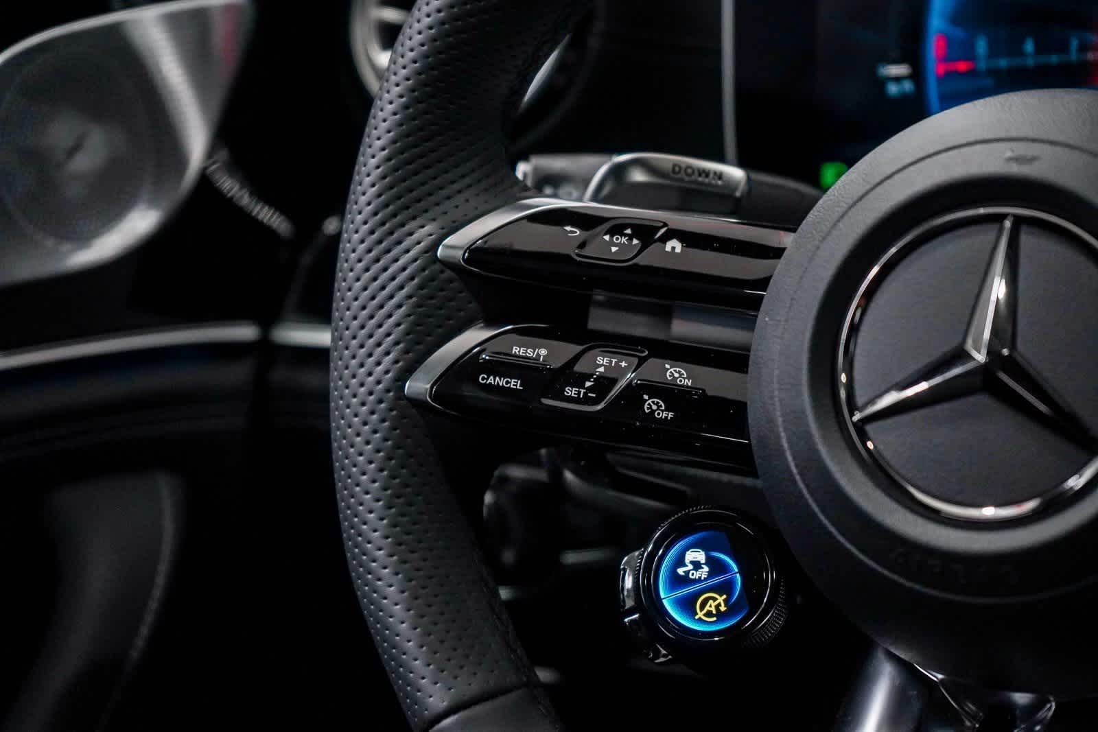 Thumbnail: 2024 Mercedes-Benz AMG GT - 16