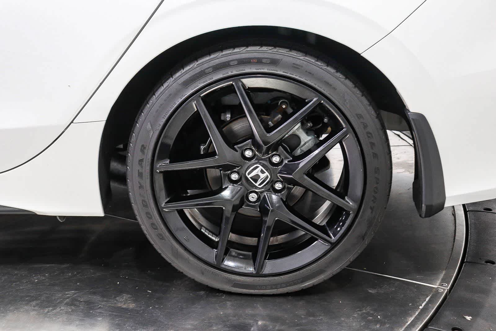 Thumbnail: 2023 Honda Civic - 10