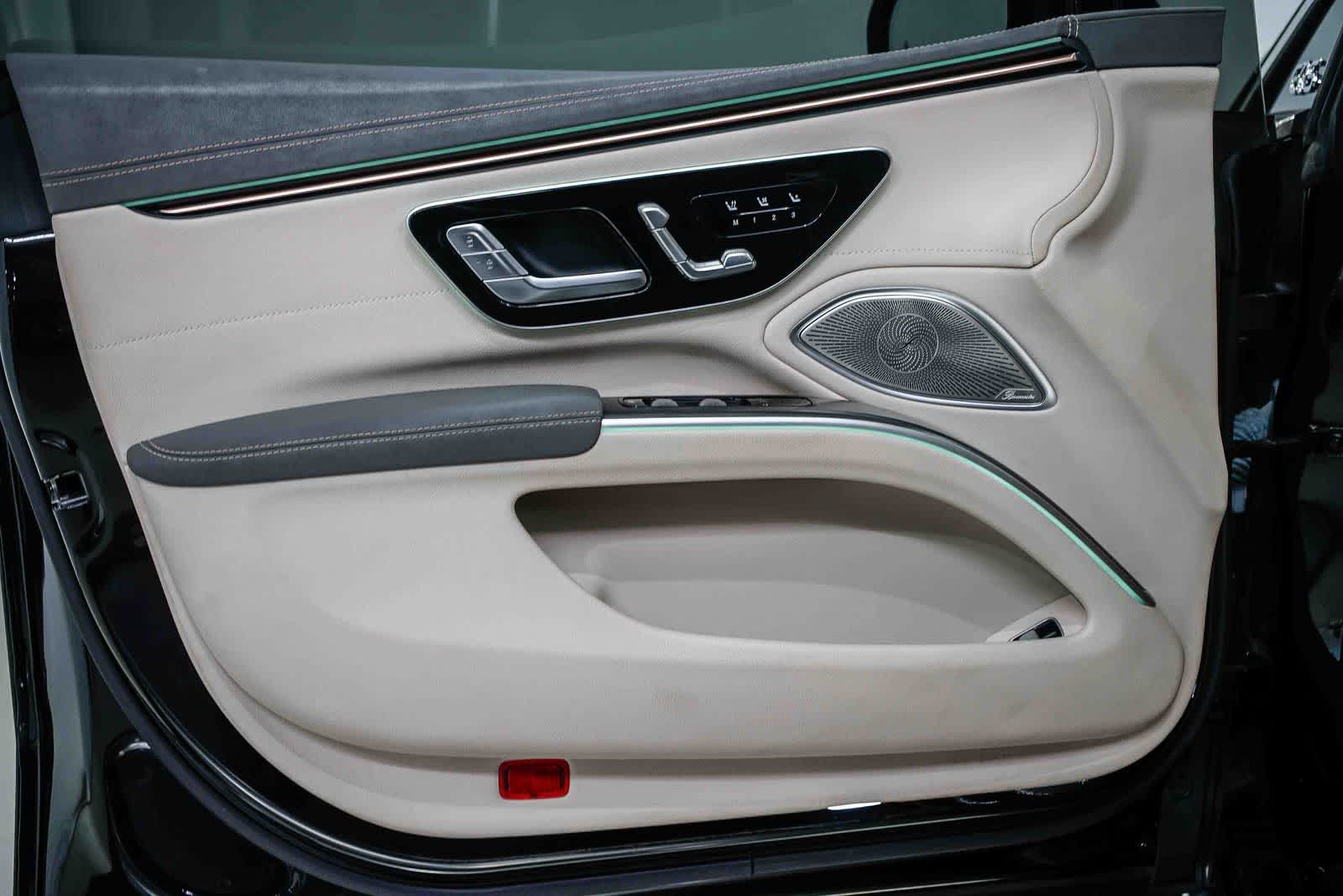 Thumbnail: 2022 Mercedes-Benz EQS - 19