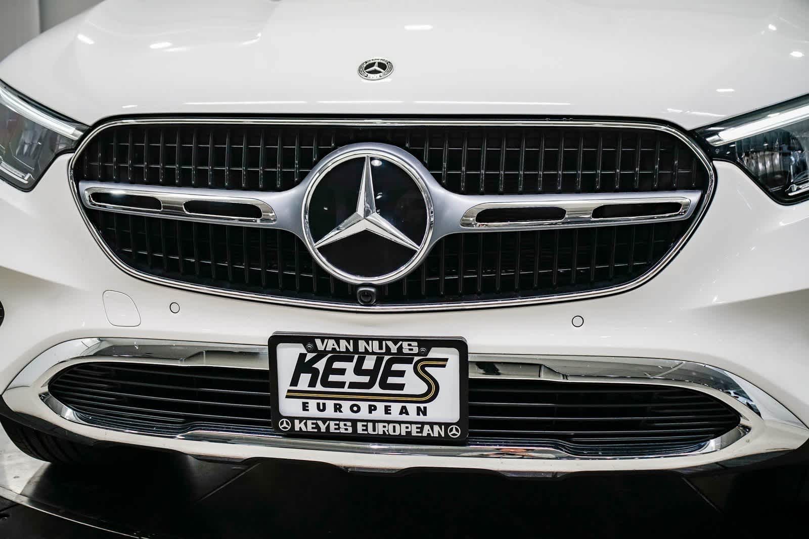 Thumbnail: 2025 Mercedes-Benz GLC - 8