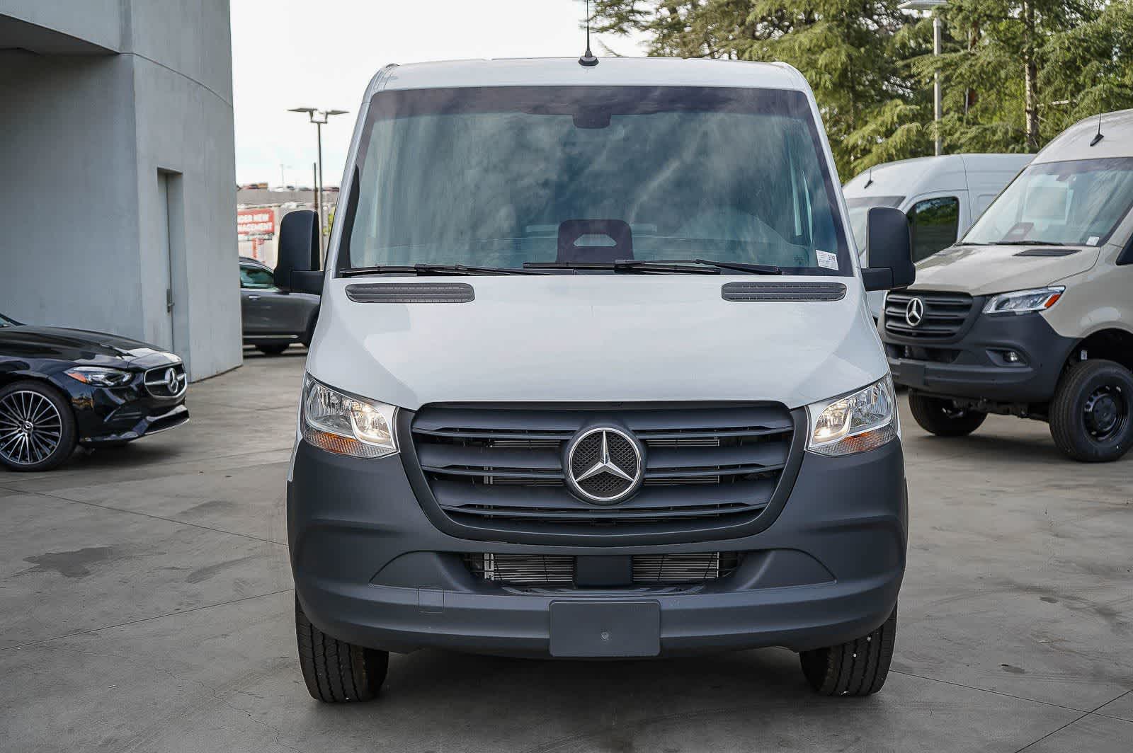Thumbnail: 2026 Mercedes-Benz Sprinter - 2