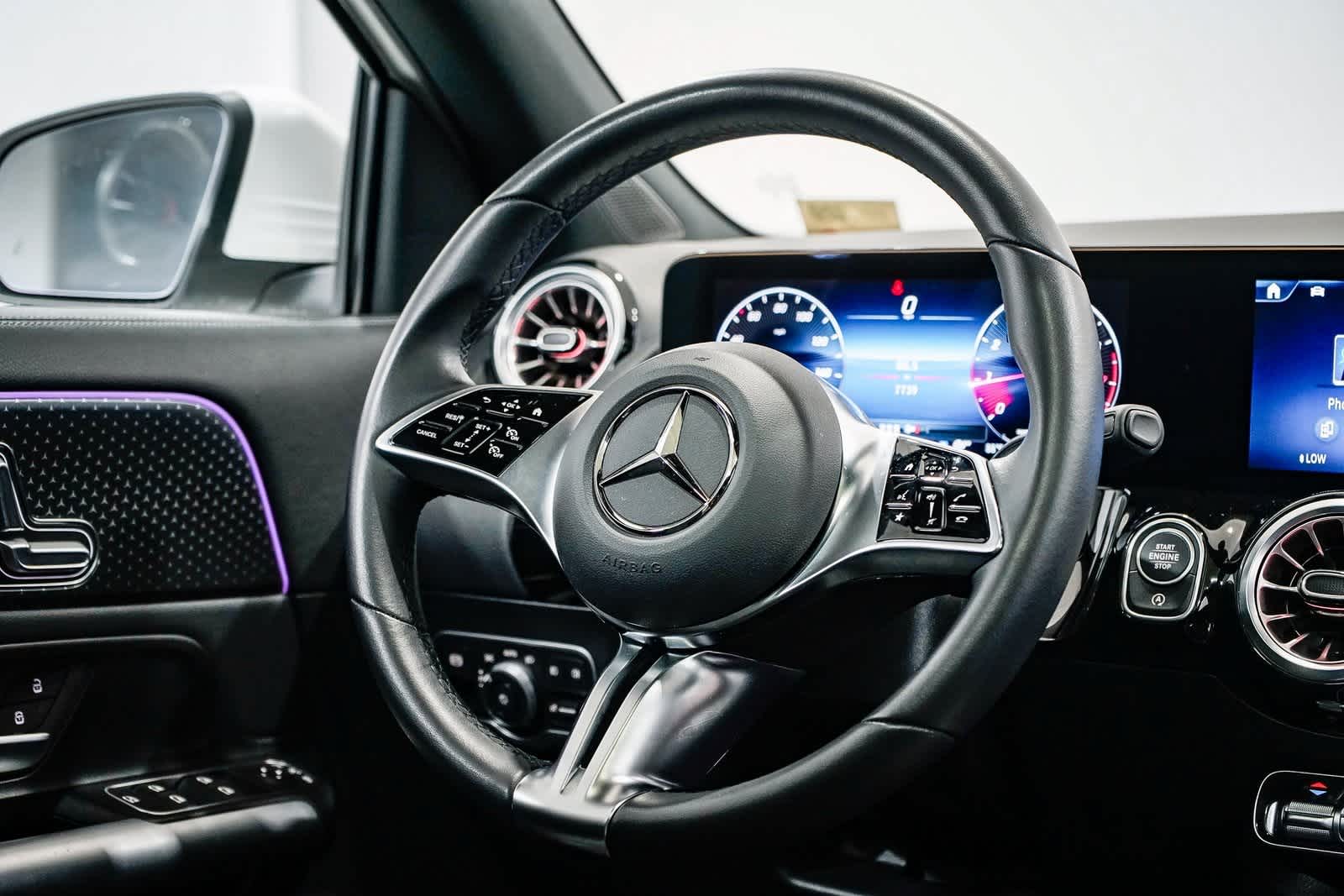Thumbnail: 2025 Mercedes-Benz GLA - 15