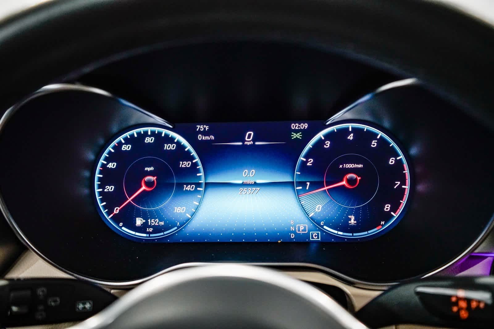 Thumbnail: 2022 Mercedes-Benz GLC - 24