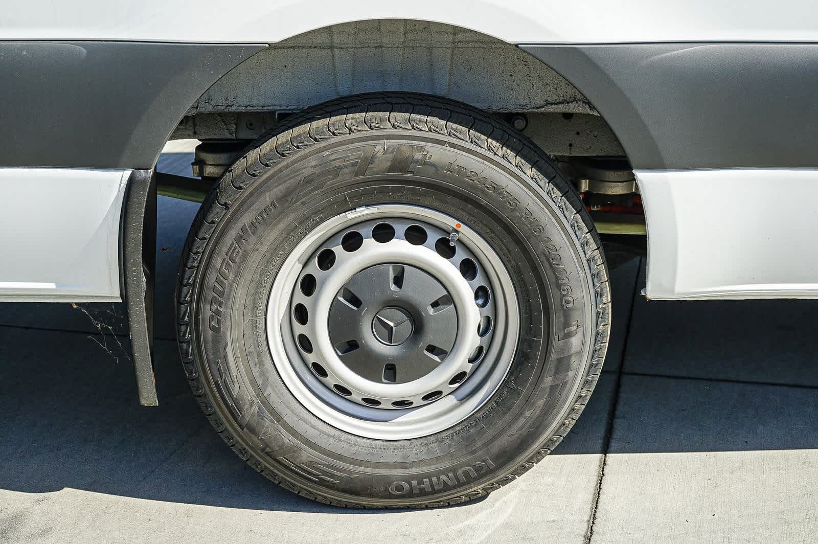 Thumbnail: 2024 Mercedes-Benz eSprinter - 10