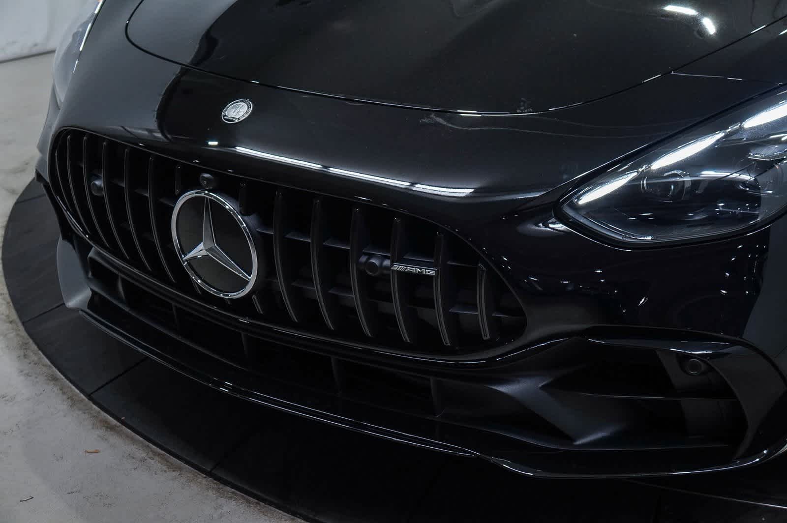 Thumbnail: 2025 Mercedes-Benz AMG GT - 8