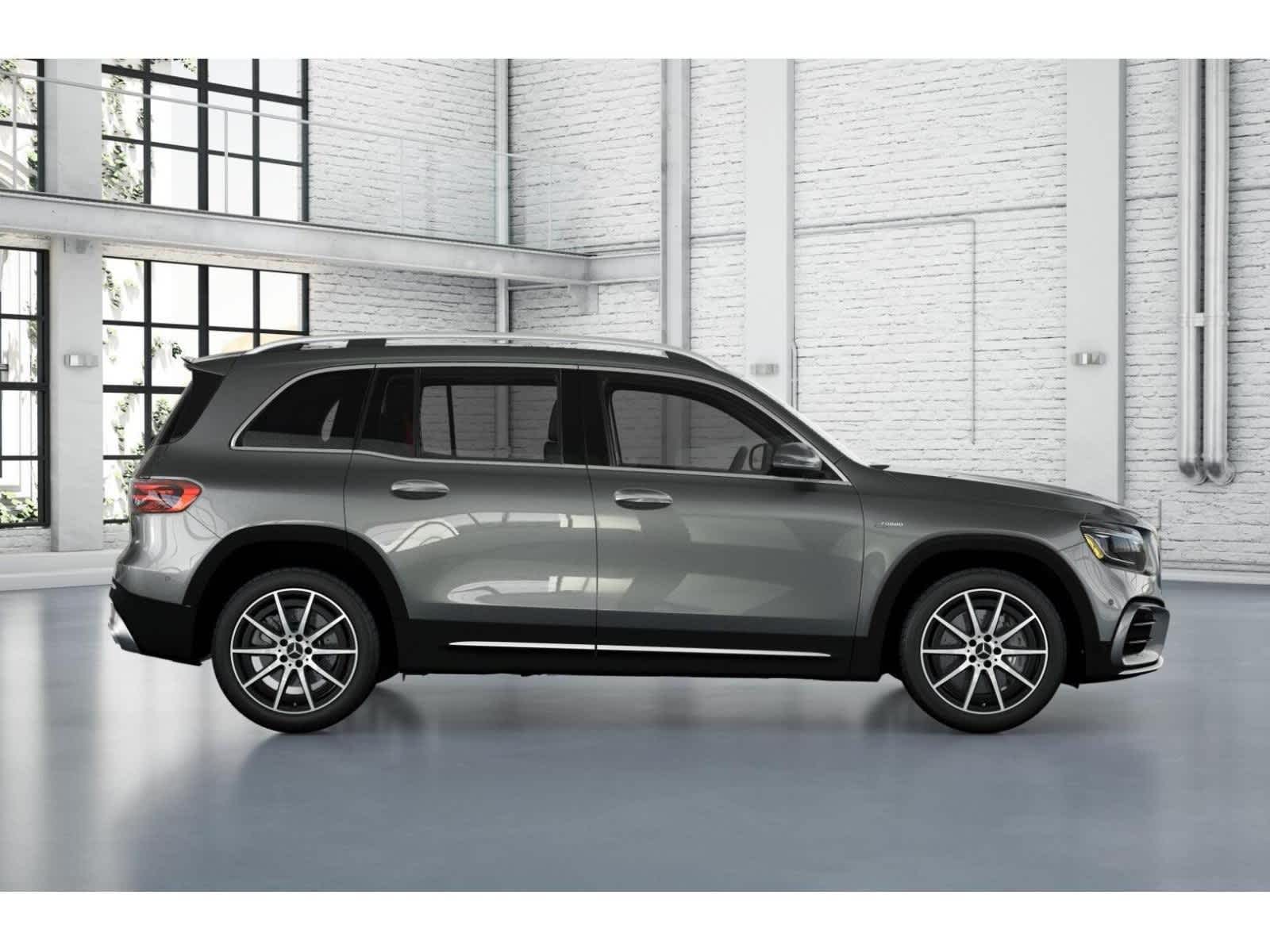 Thumbnail: 2025 Mercedes-Benz GLB - 2