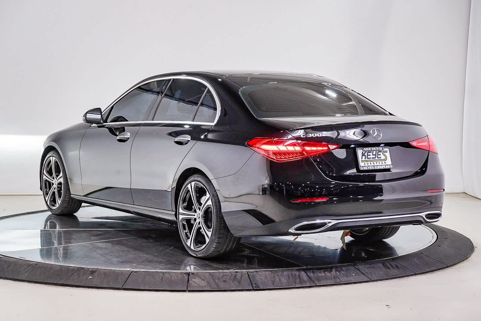 Thumbnail: 2022 Mercedes-Benz C-Class - 2