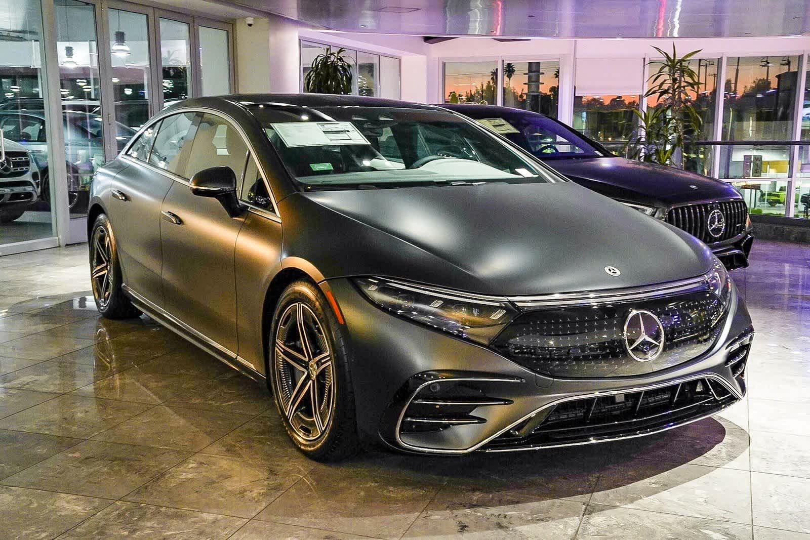 Thumbnail: 2026 Mercedes-Benz EQS - 3