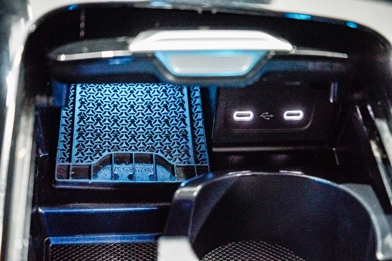 Thumbnail: 2025 Mercedes-Benz C-Class - 23