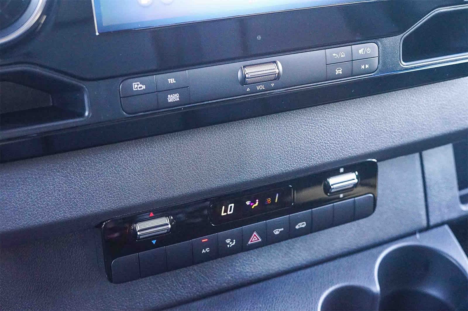 Thumbnail: 2026 Mercedes-Benz Sprinter - 26