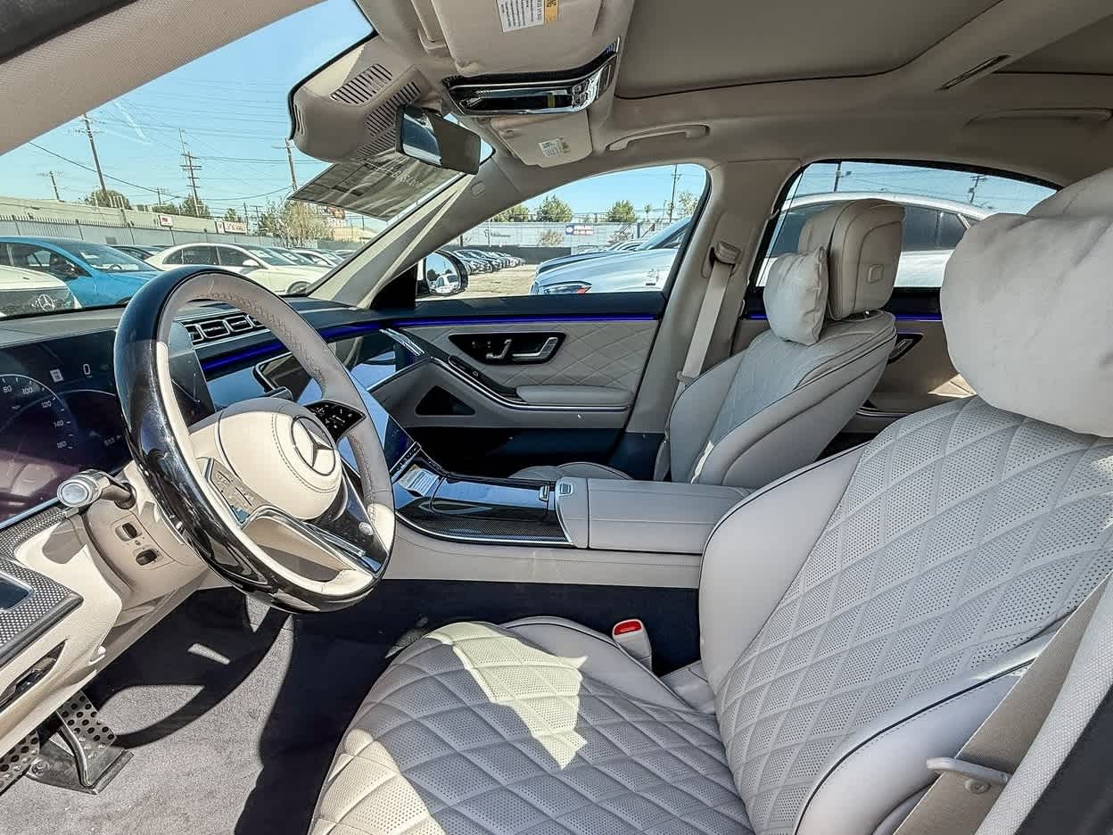 Thumbnail: 2025 Mercedes-Benz S-Class - 20
