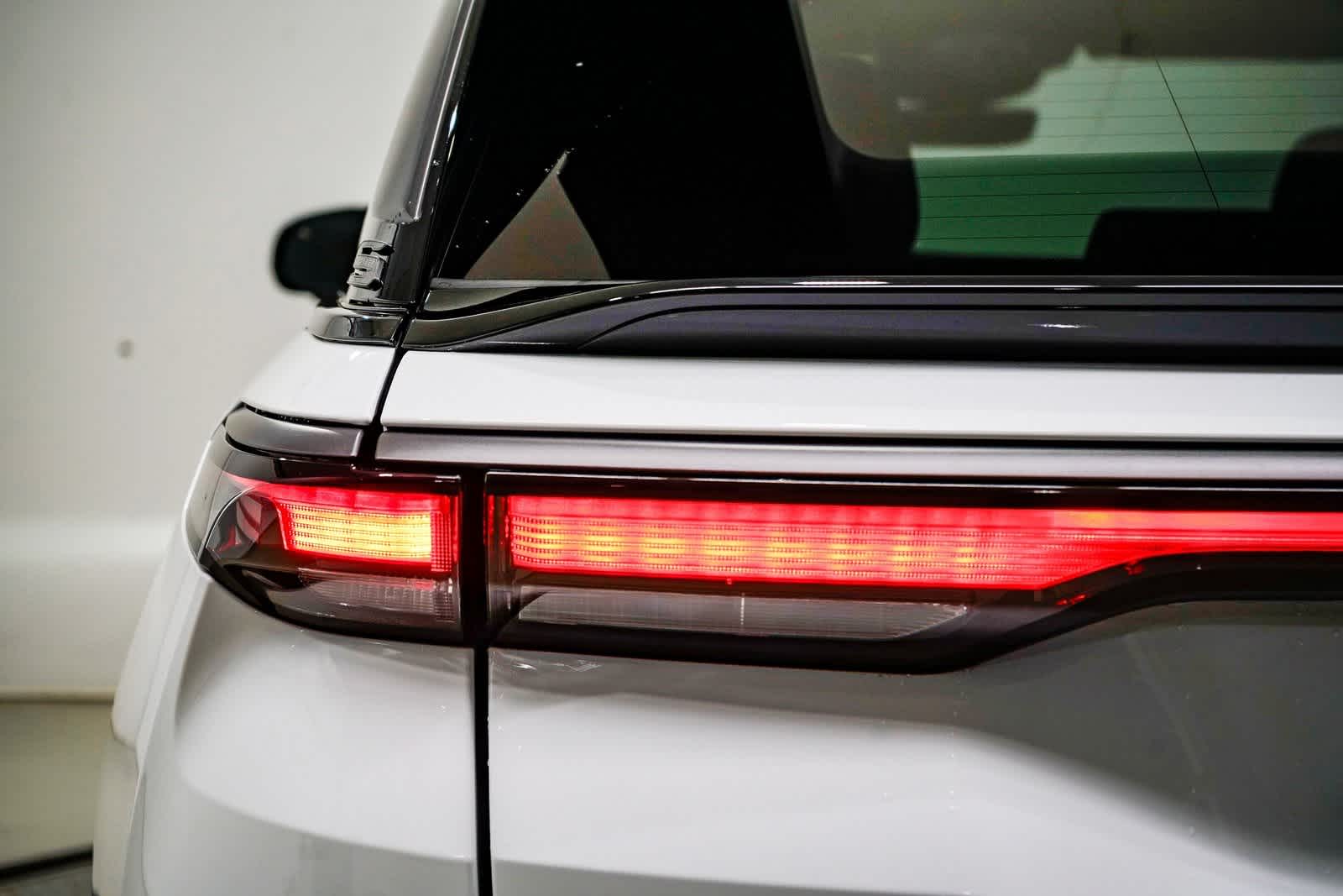 Thumbnail: 2025 Jeep Wagoneer S - 10