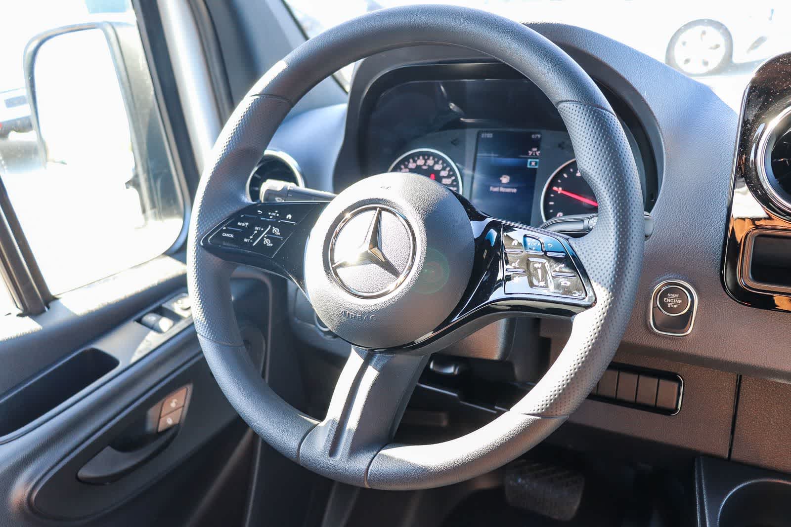 Thumbnail: 2026 Mercedes-Benz Sprinter - 17