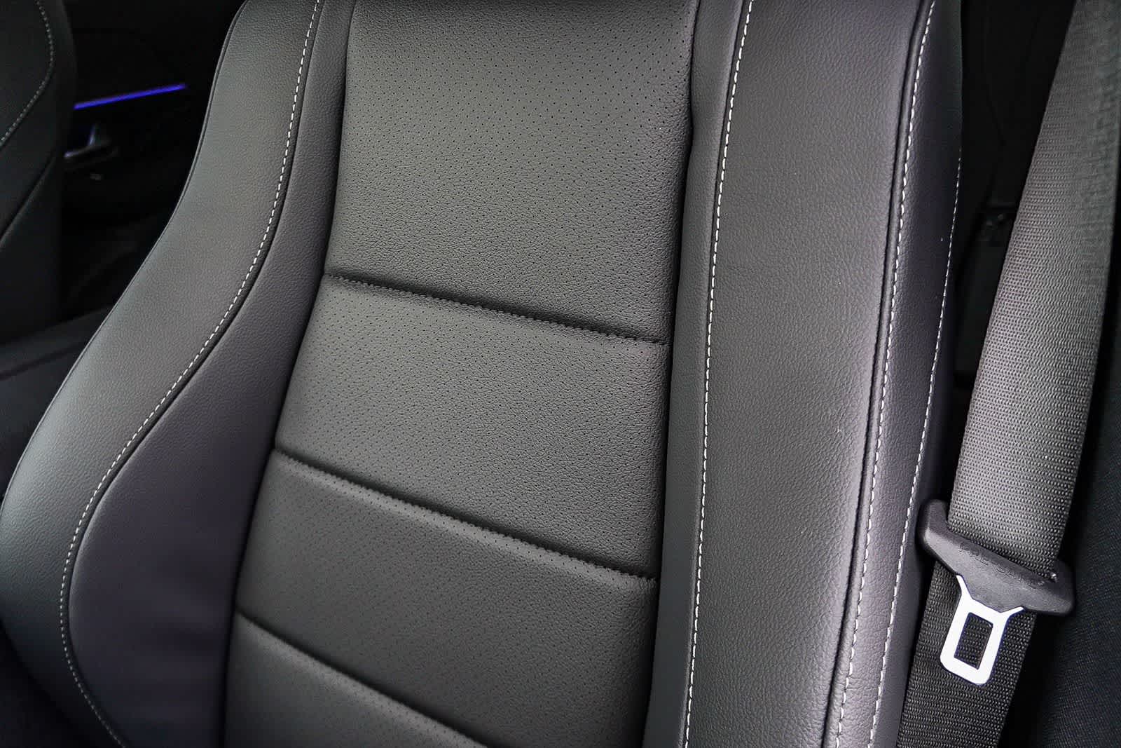 Thumbnail: 2026 Mercedes-Benz GLE - 30