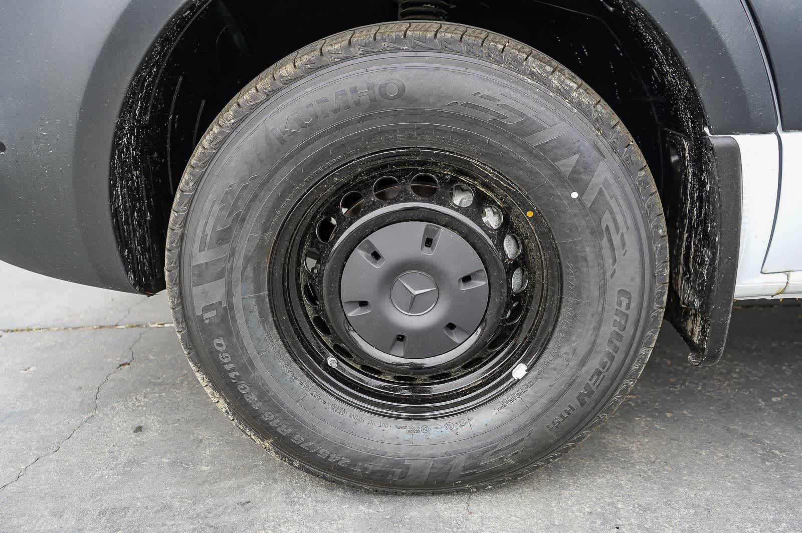 Thumbnail: 2026 Mercedes-Benz Sprinter - 9