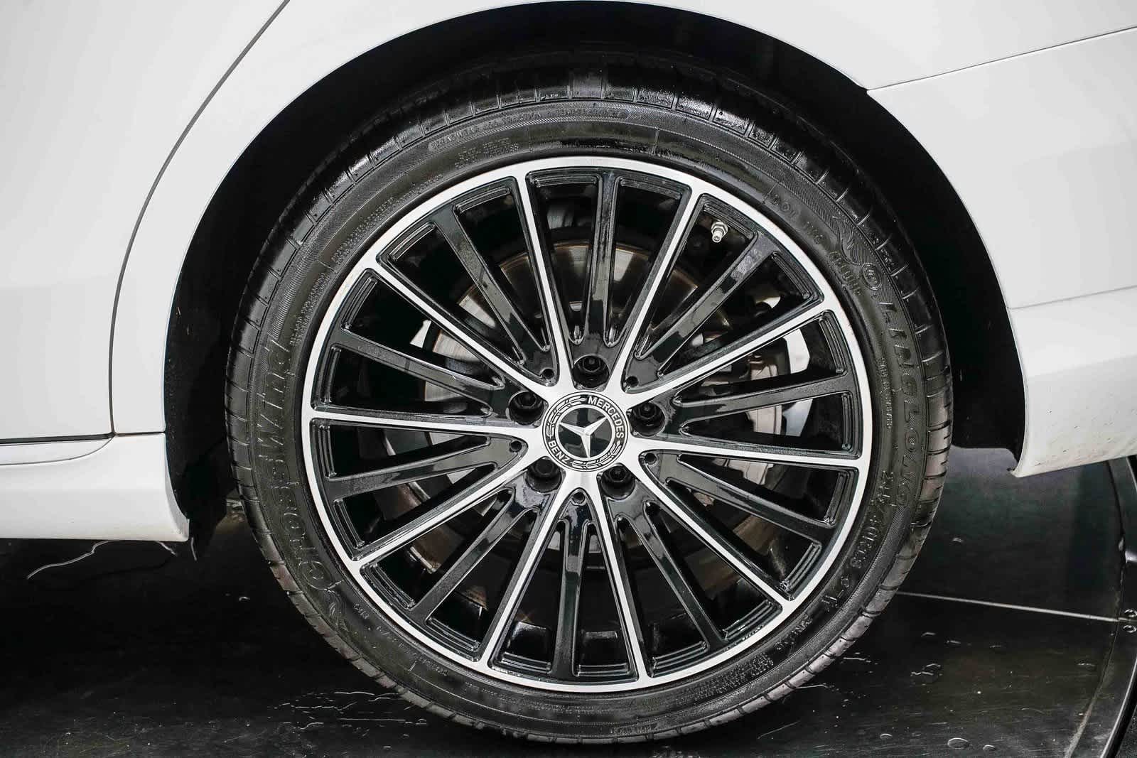 Thumbnail: 2021 Mercedes-Benz C-Class - 10