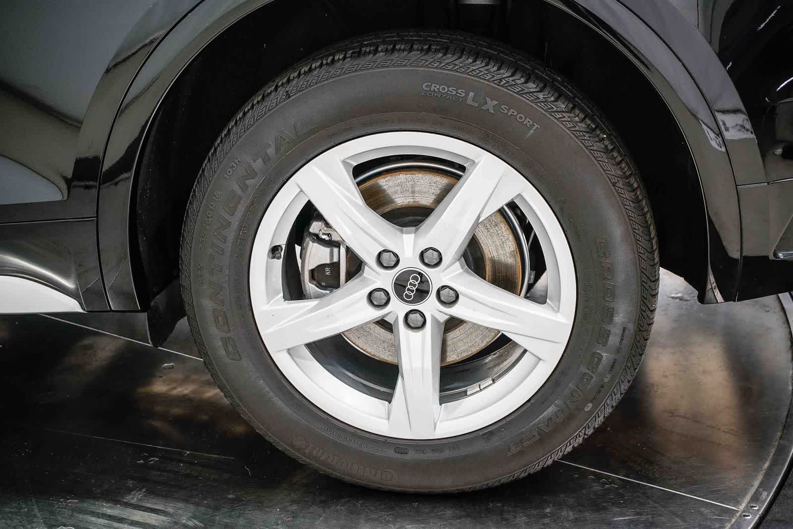 Thumbnail: 2023 Audi Q5 - 10