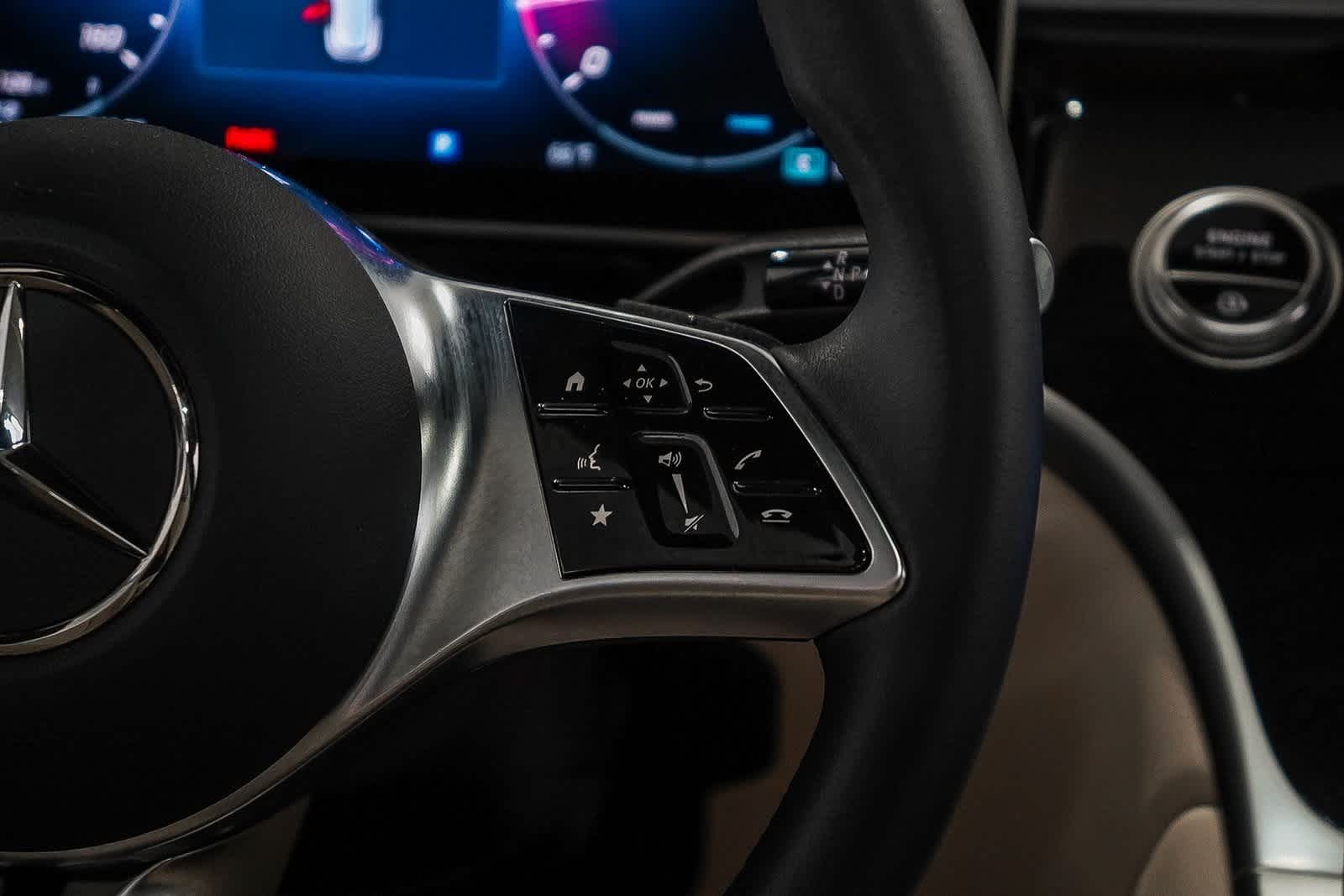 Thumbnail: 2025 Mercedes-Benz GLC - 17