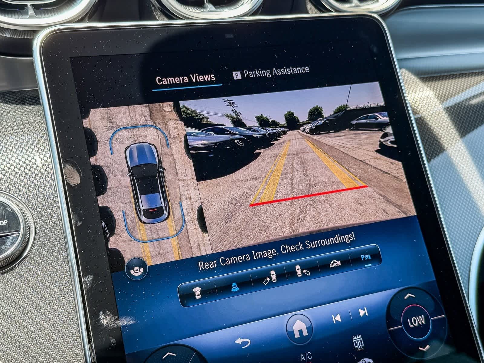 Thumbnail: 2025 Mercedes-Benz GLC - 21