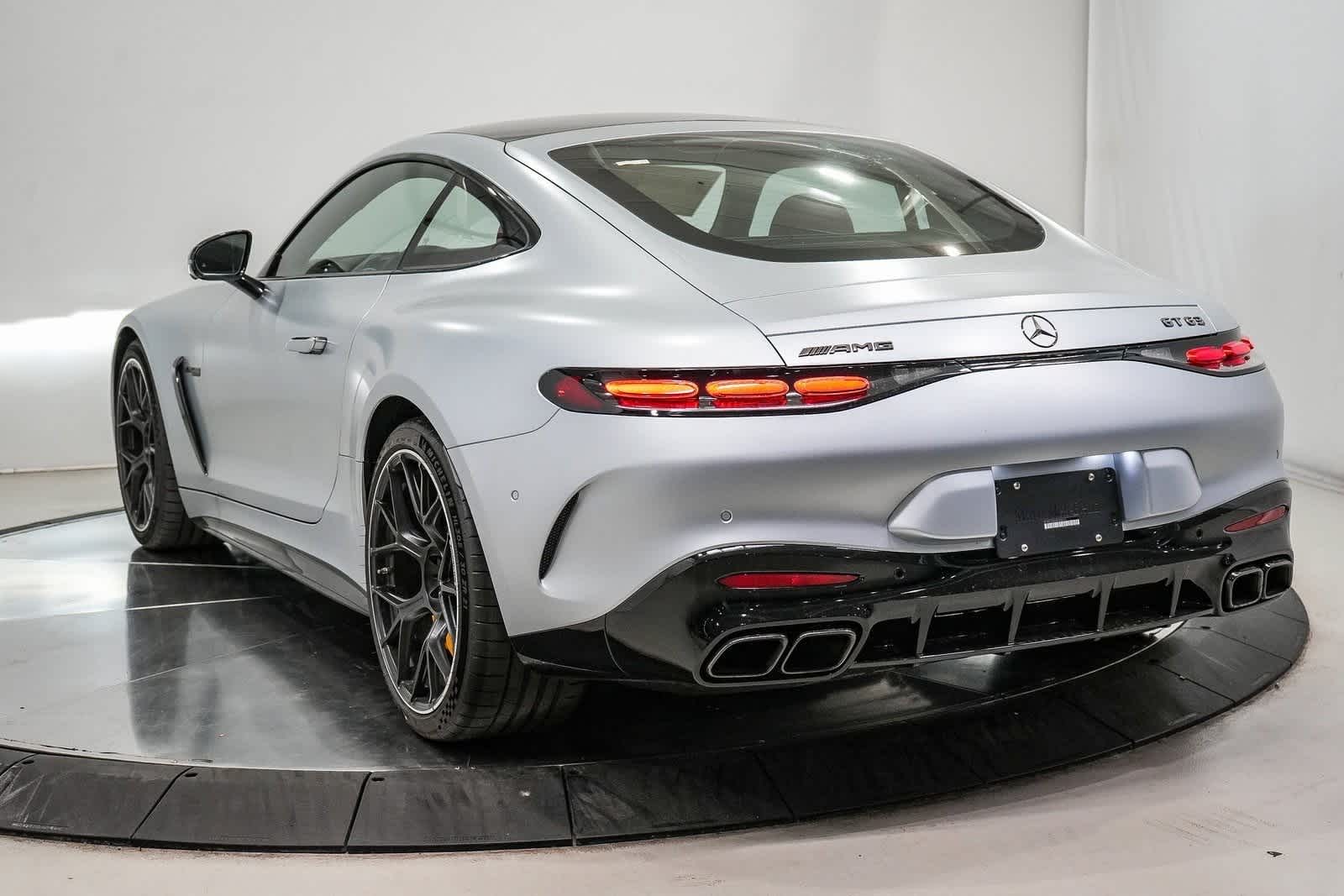 Thumbnail: 2025 Mercedes-Benz AMG GT - 2