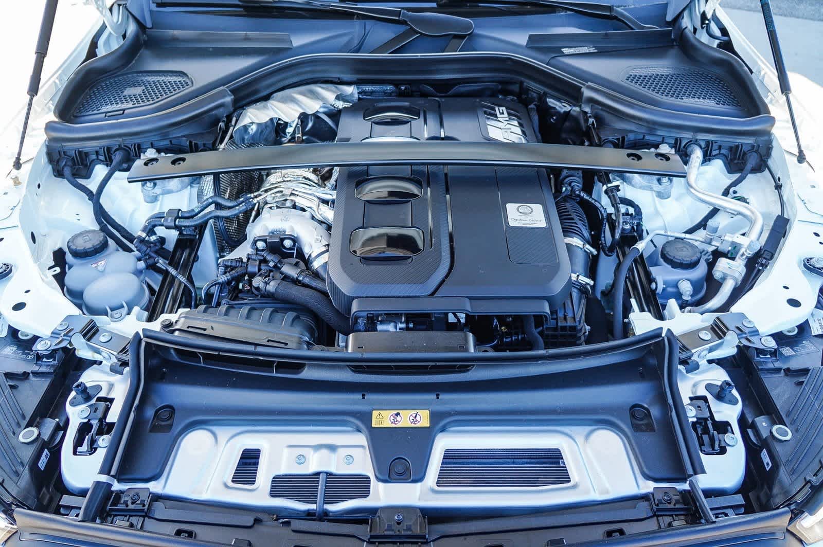 Thumbnail: 2025 Mercedes-Benz GLC - 28