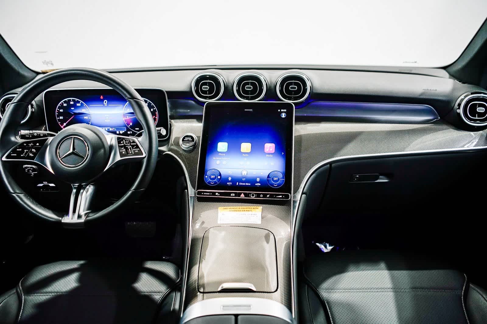 Thumbnail: 2025 Mercedes-Benz GLC - 11