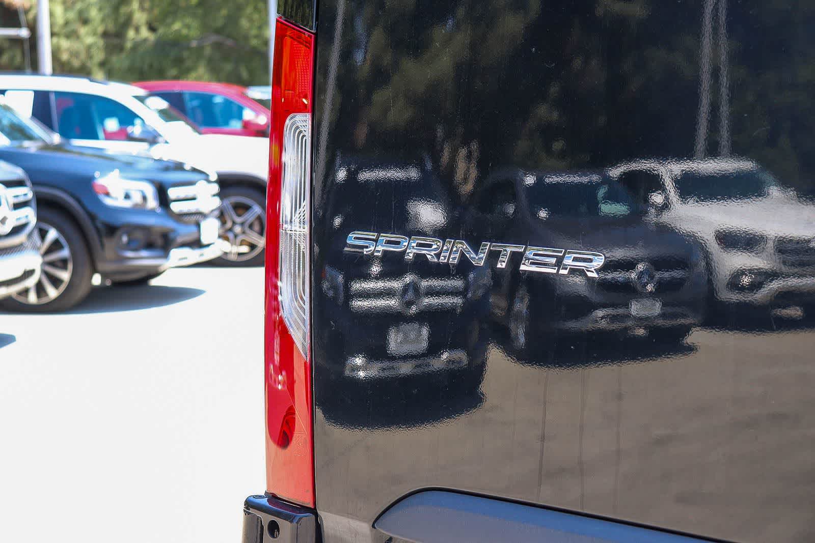 Thumbnail: 2024 Mercedes-Benz Sprinter - 11