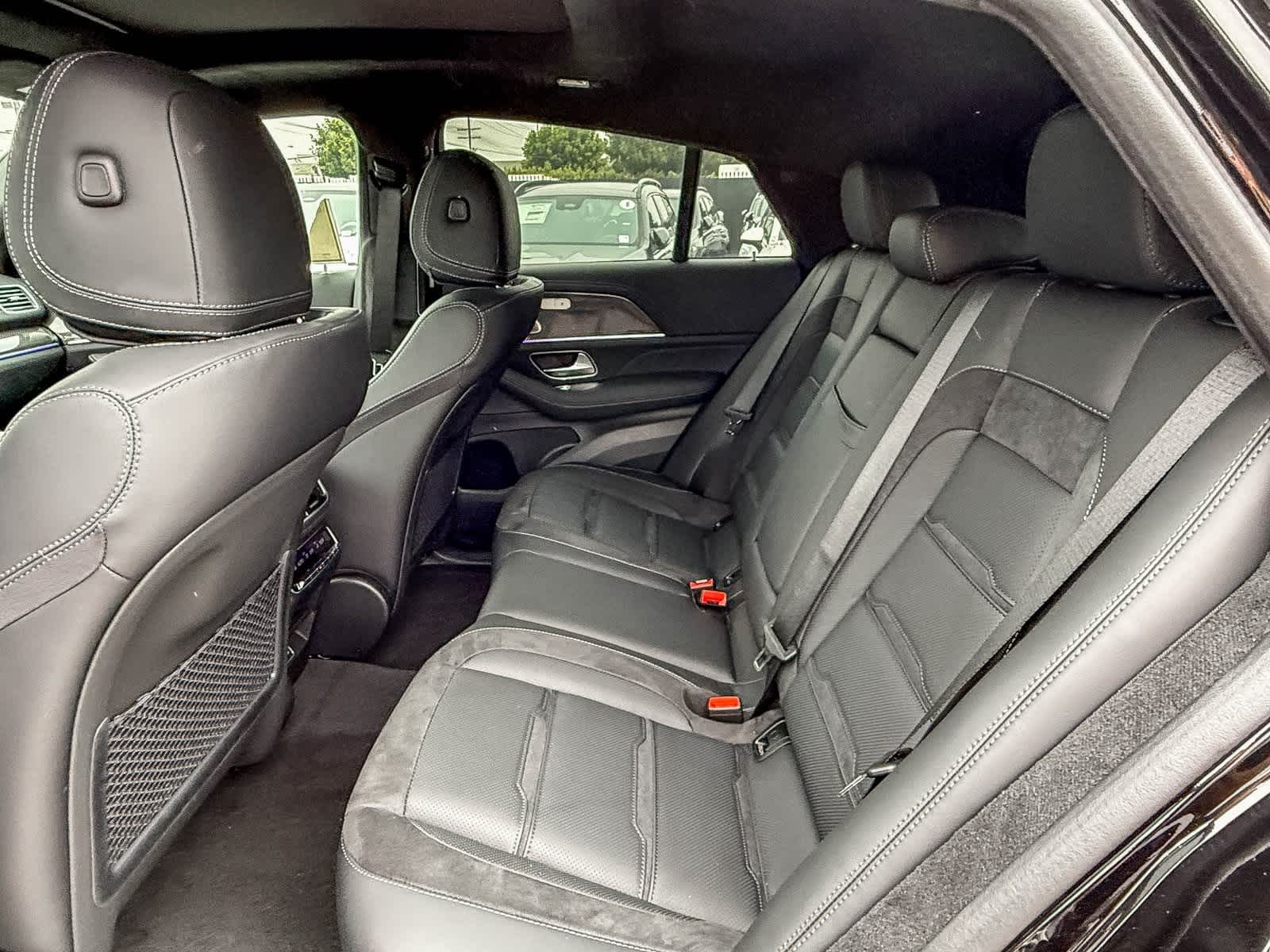 Thumbnail: 2025 Mercedes-Benz GLE - 18