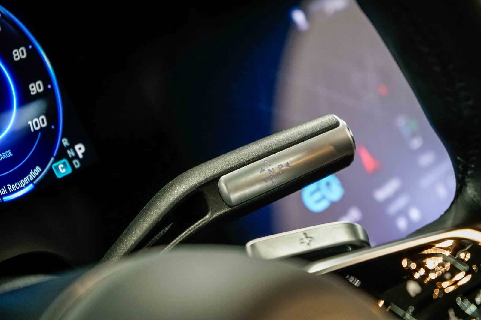 Thumbnail: 2023 Mercedes-Benz EQS - 21