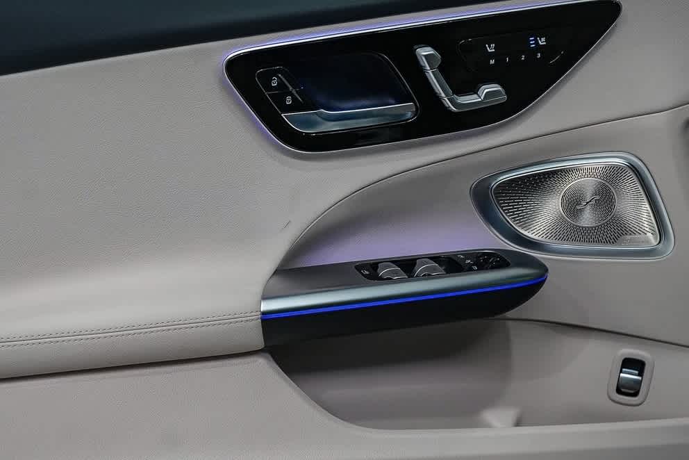 Thumbnail: 2025 Mercedes-Benz C-Class - 28