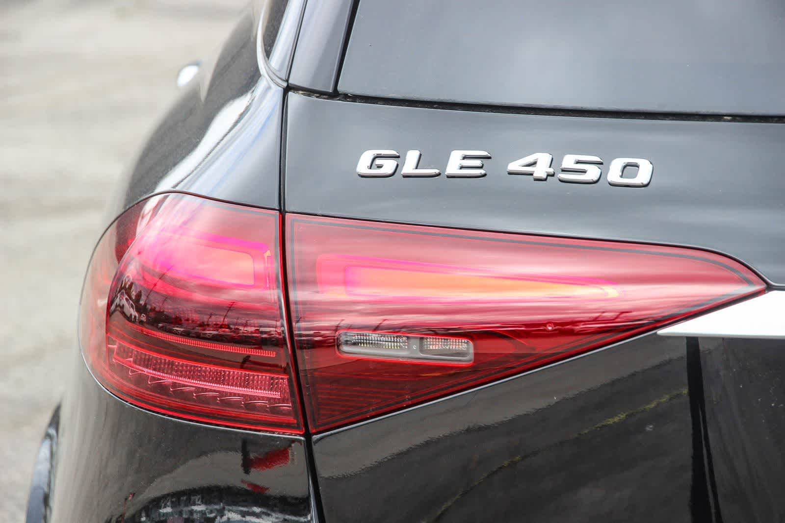 Thumbnail: 2026 Mercedes-Benz GLE - 7