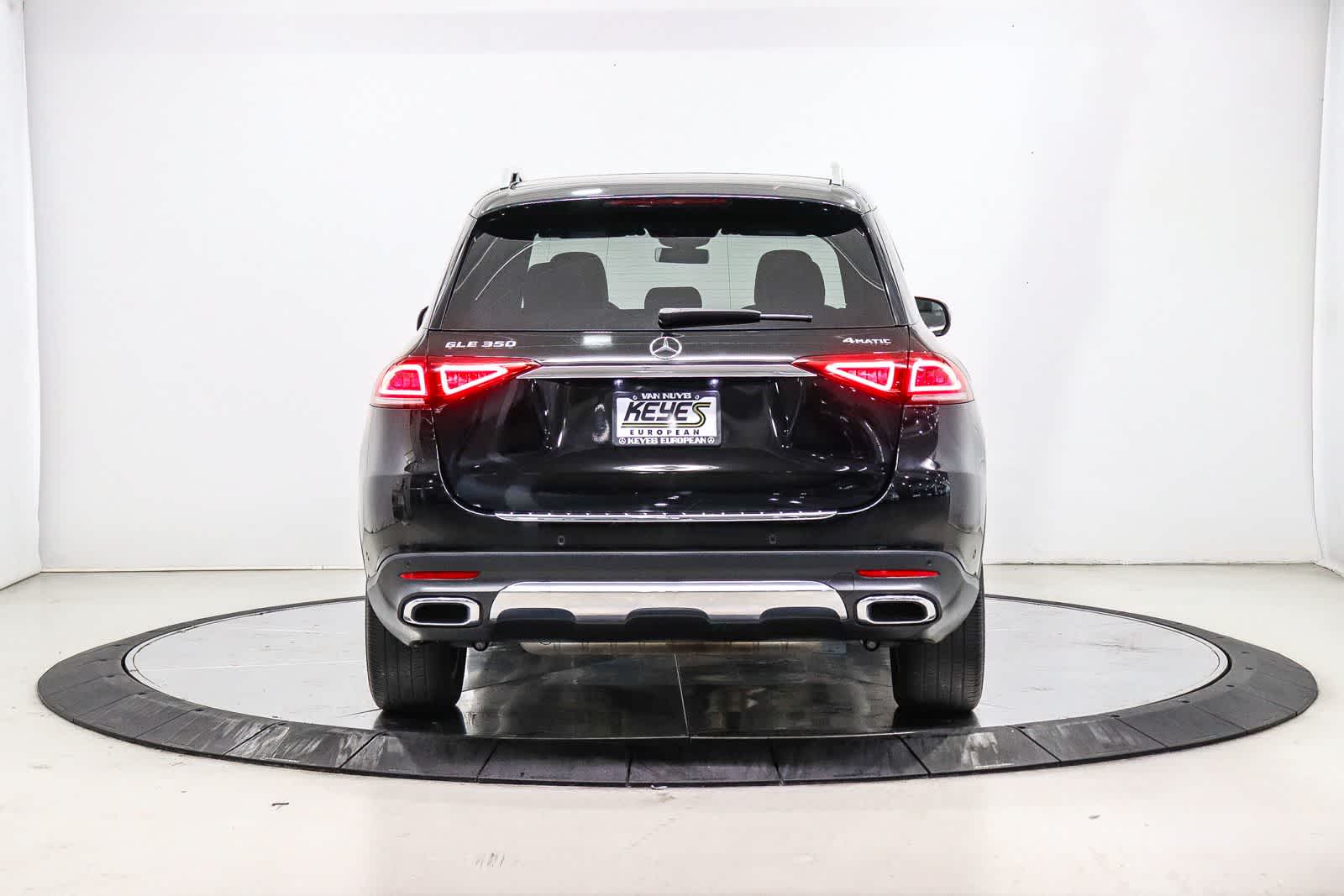 Thumbnail: 2021 Mercedes-Benz GLE - 2