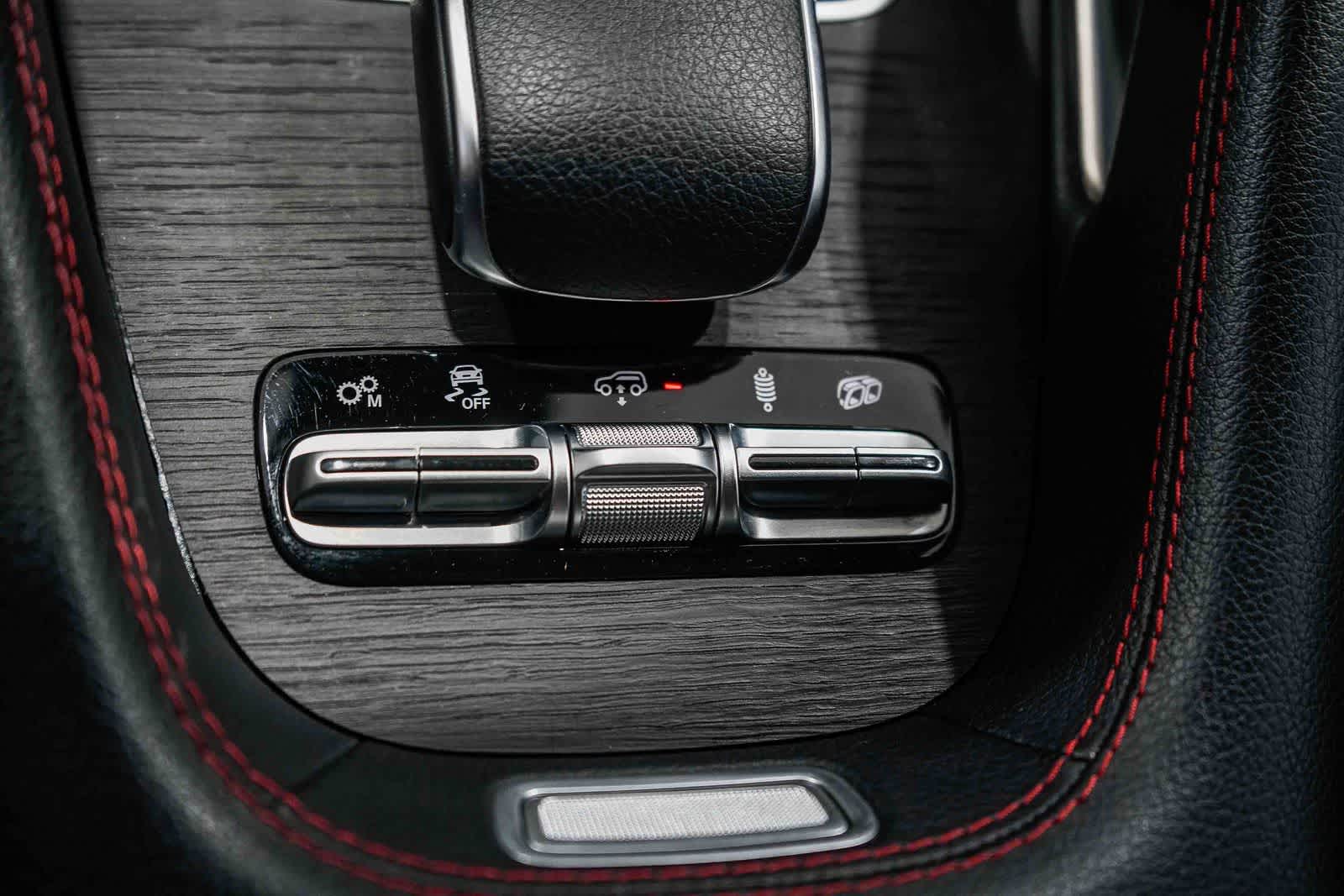 Thumbnail: 2021 Mercedes-Benz GLE - 23