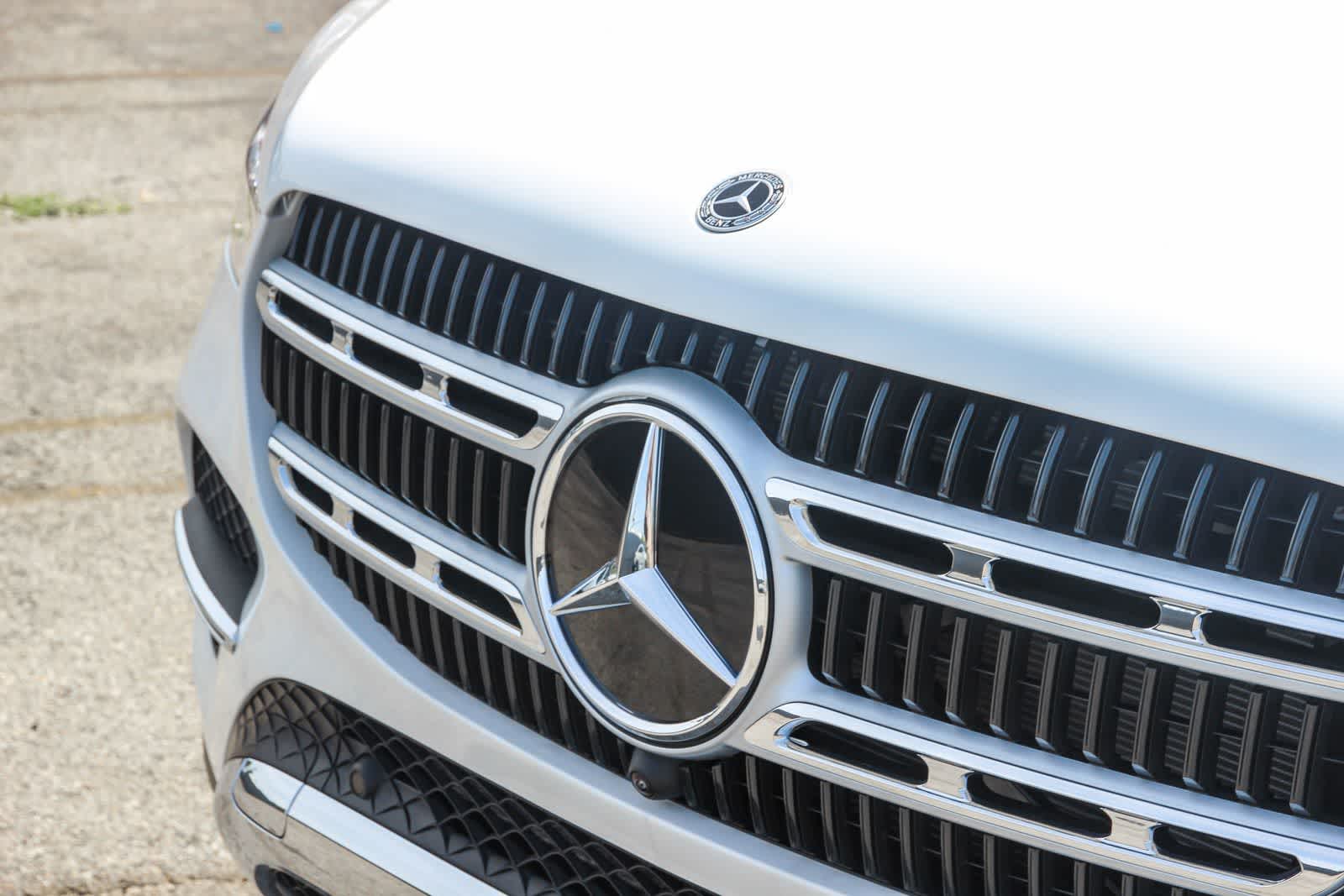 Thumbnail: 2026 Mercedes-Benz GLE - 9
